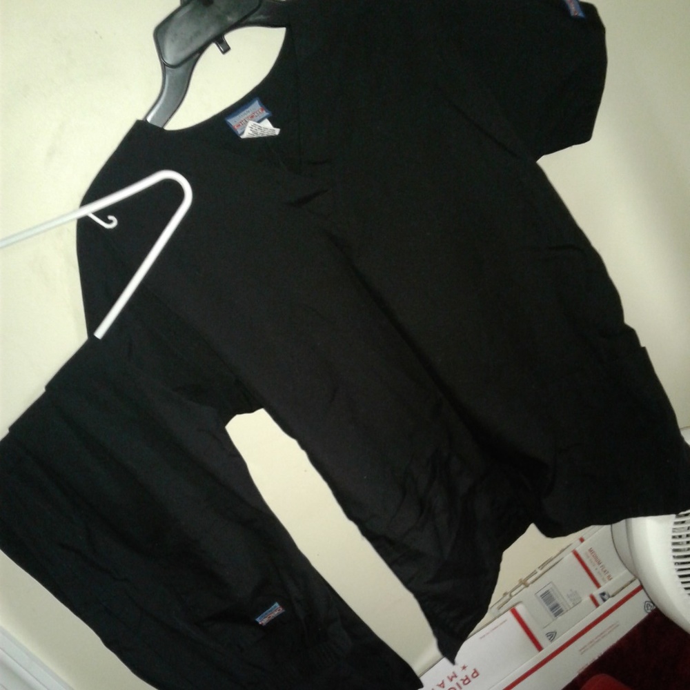 black cherokee scrub set size xs